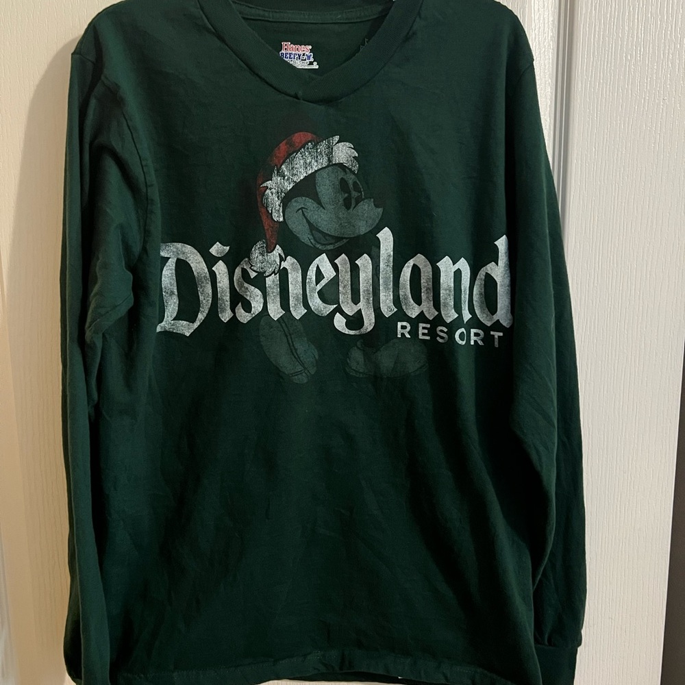 Disneyland Mickey Mouse Christmas long sleeve shirt. Size small